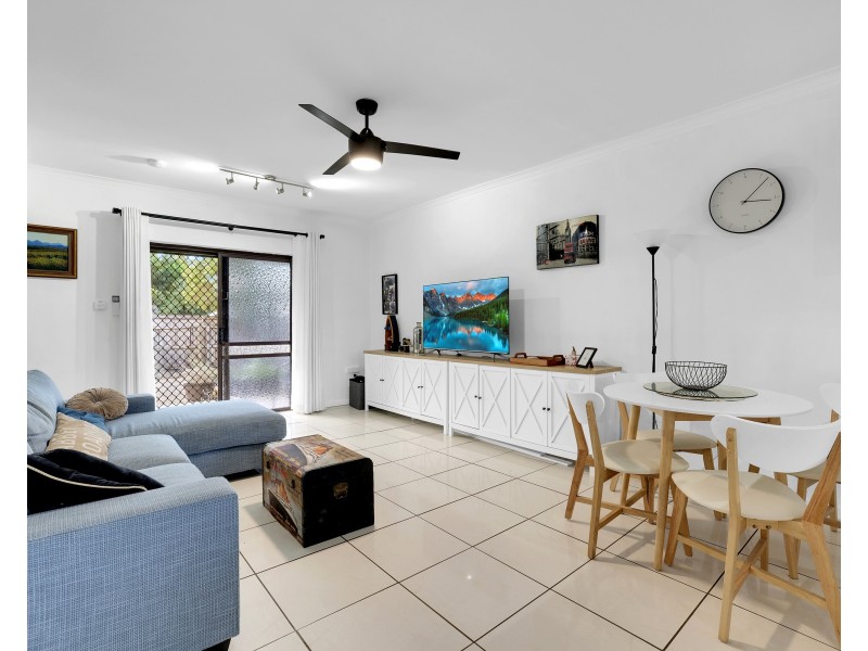 1/12 Jasper Street, Woree QLD 4868