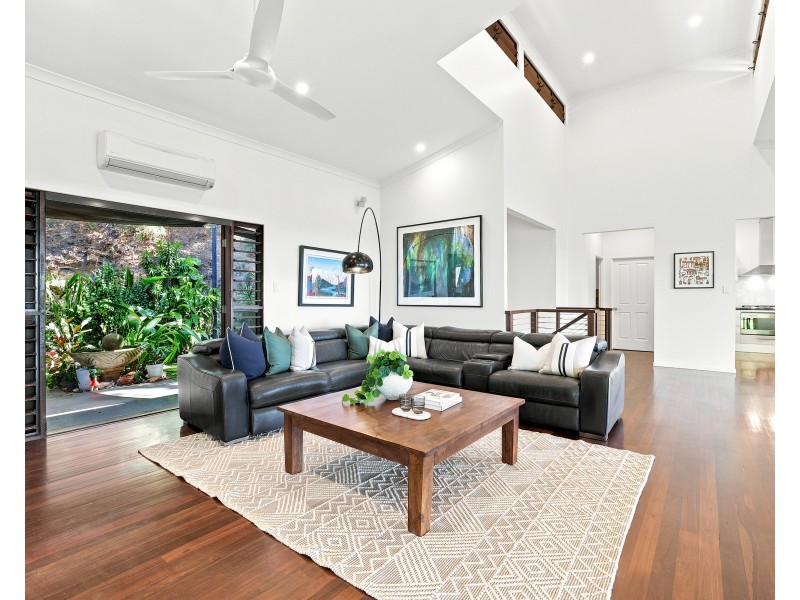 42-44 Ellison Street, Clifton Beach QLD 4879