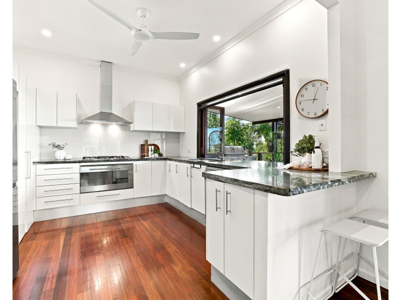 42-44 Ellison Street, Clifton Beach QLD 4879