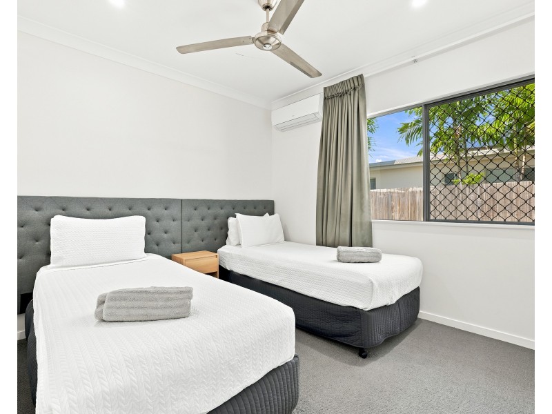 14 Bluewater Lane, Trinity Beach QLD 4879