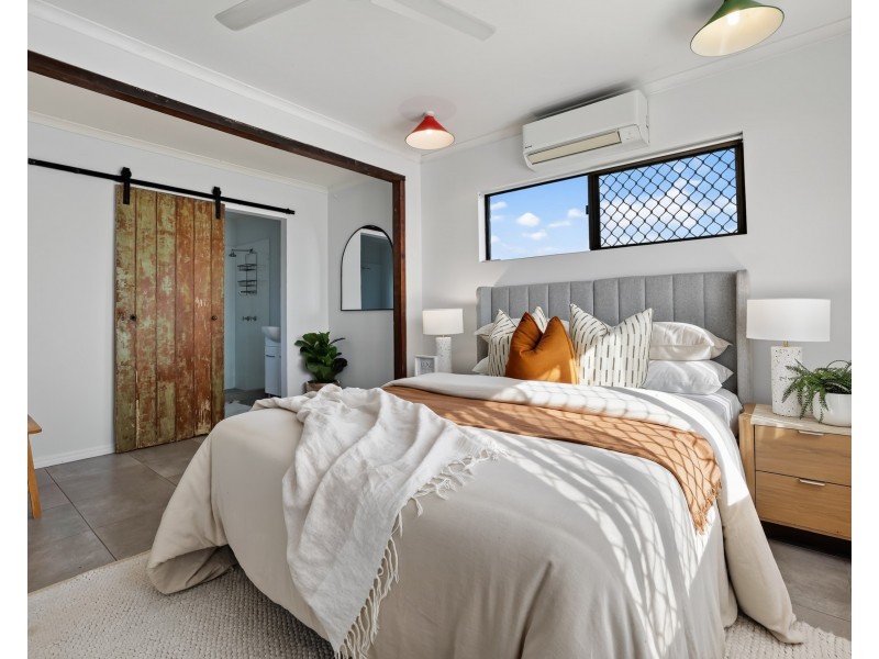 14 Harper Close, Manunda QLD 4870