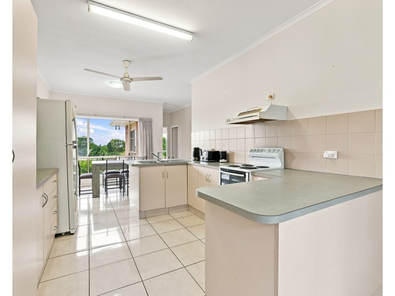 10 Kestrel Street, Bayview Heights QLD 4868