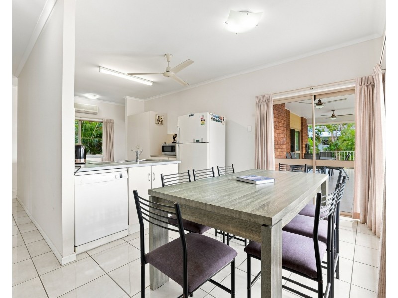 10 Kestrel Street, Bayview Heights QLD 4868