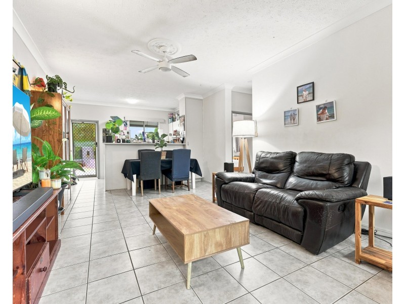 24/17A-17B Upward Street, Cairns City QLD 4870