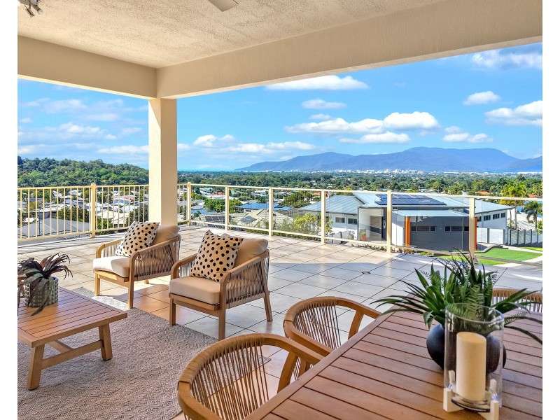 31 Yellowfin Close, Kanimbla QLD 4870