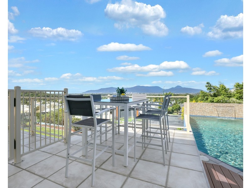31 Yellowfin Close, Kanimbla QLD 4870