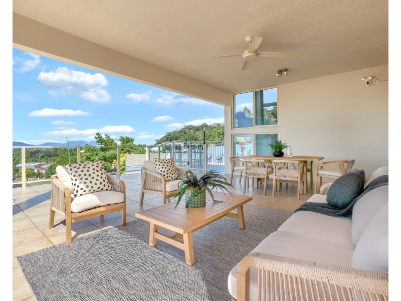 31 Yellowfin Close, Kanimbla QLD 4870