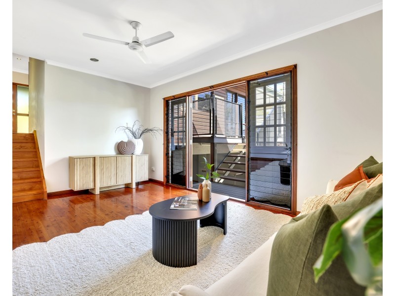 4 Donnelly Close, Brinsmead QLD 4870