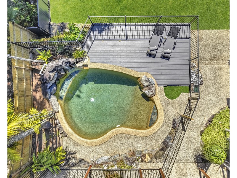 4 Donnelly Close, Brinsmead QLD 4870