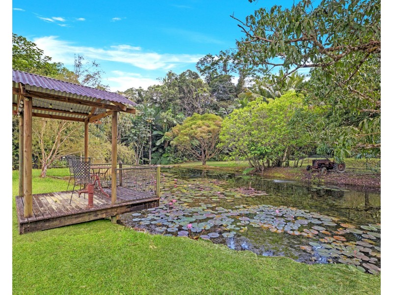 376 Kruckow Road, East Russell QLD 4861