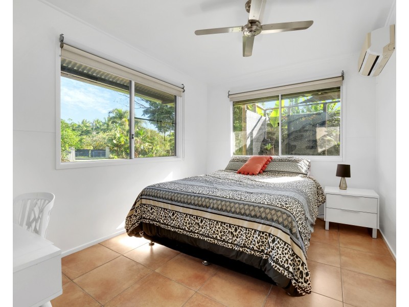 376 Kruckow Road, East Russell QLD 4861