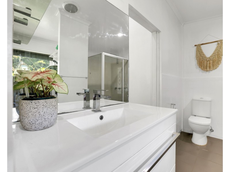 376 Kruckow Road, East Russell QLD 4861