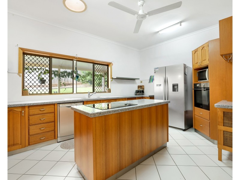16 Kestrel Street, Bayview Heights QLD 4868