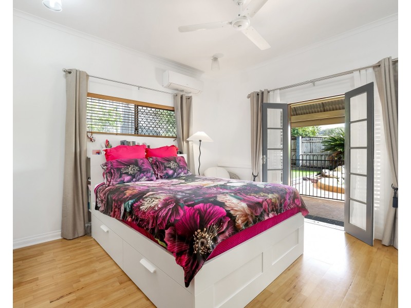 16 Kestrel Street, Bayview Heights QLD 4868