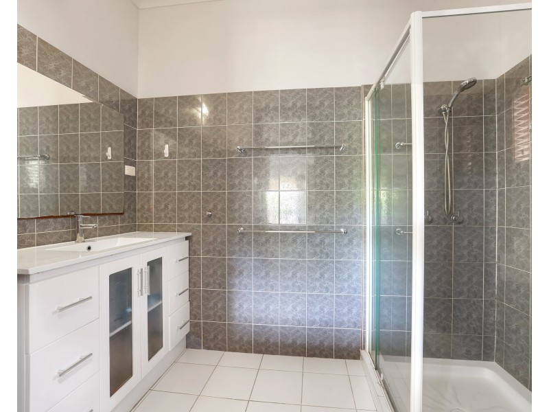 16 Kestrel Street, Bayview Heights QLD 4868
