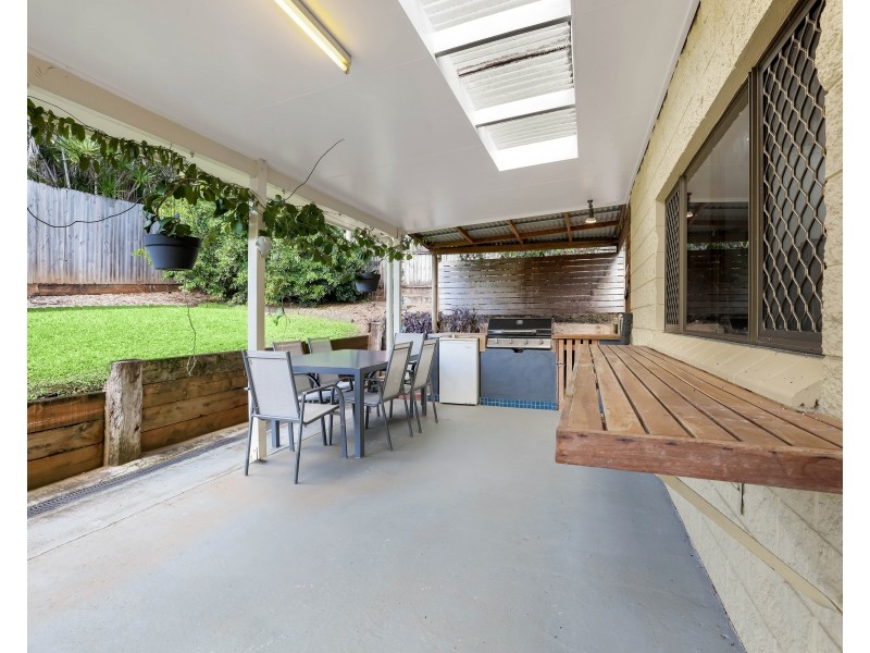 16 Kestrel Street, Bayview Heights QLD 4868