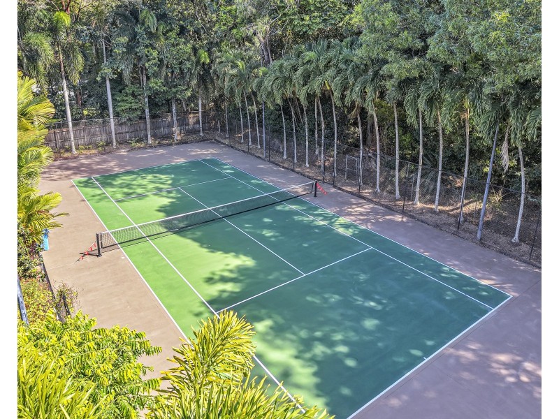 97-99 James Cook Drive, Kewarra Beach QLD 4879