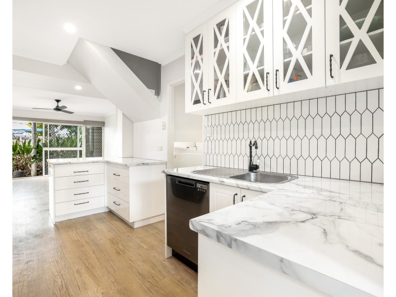 10/18-20 Adair Street, Yorkeys Knob QLD 4878