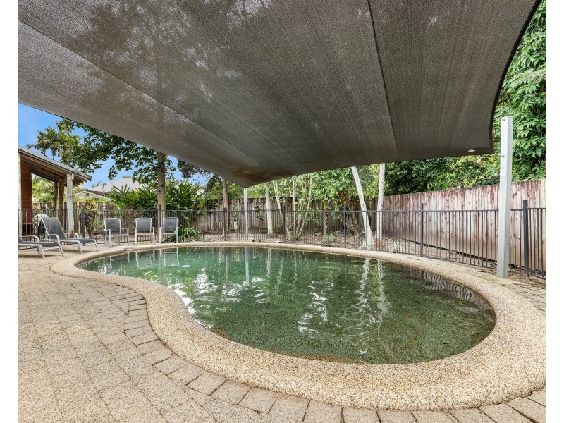 10/18-20 Adair Street, Yorkeys Knob QLD 4878