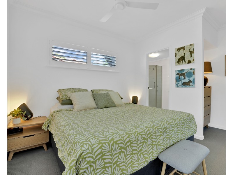 2210/40-42 Clifton Road, Clifton Beach QLD 4879