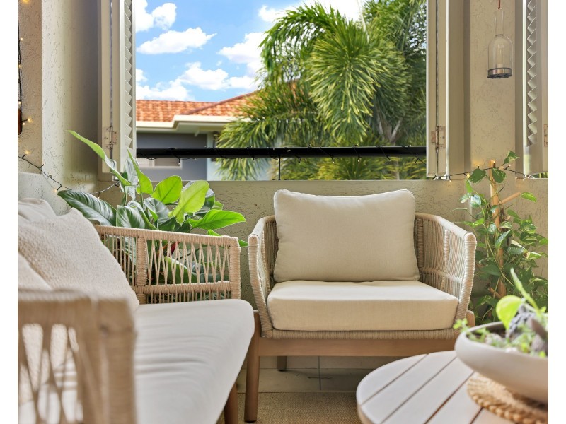 2210/40-42 Clifton Road, Clifton Beach QLD 4879