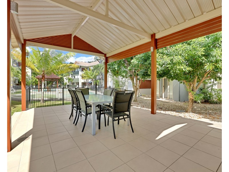 2210/40-42 Clifton Road, Clifton Beach QLD 4879