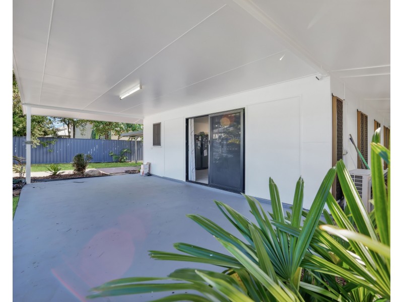 8 Dalton Street, Bungalow QLD 4870