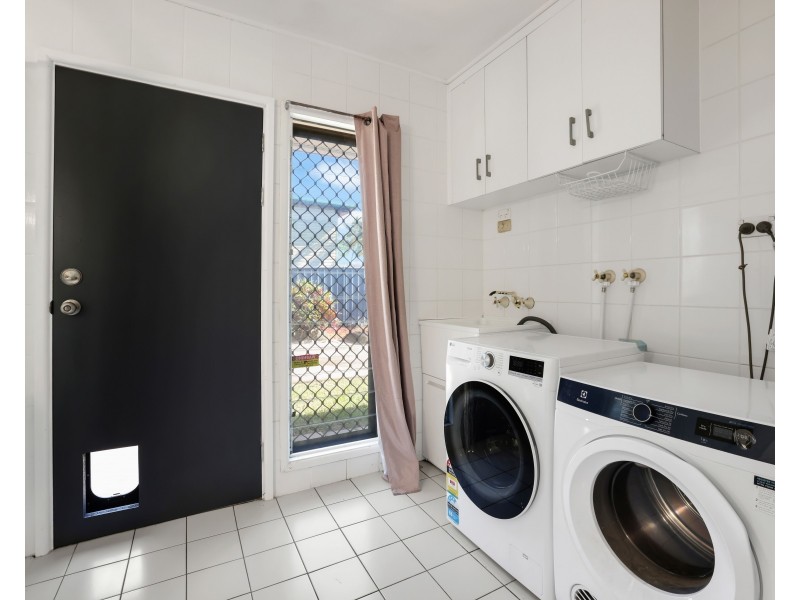 8 Dalton Street, Bungalow QLD 4870
