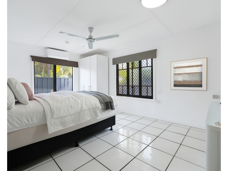 8 Dalton Street, Bungalow QLD 4870