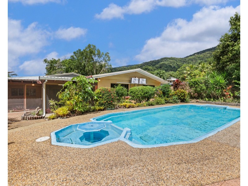 162 Sydney Street, Bayview Heights QLD 4868