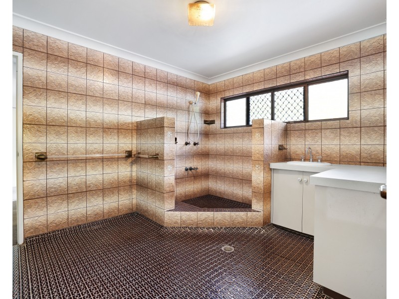 162 Sydney Street, Bayview Heights QLD 4868