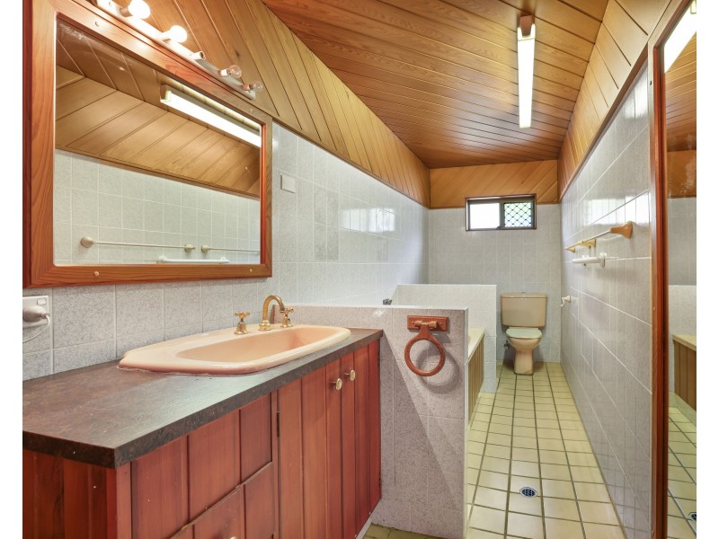162 Sydney Street, Bayview Heights QLD 4868