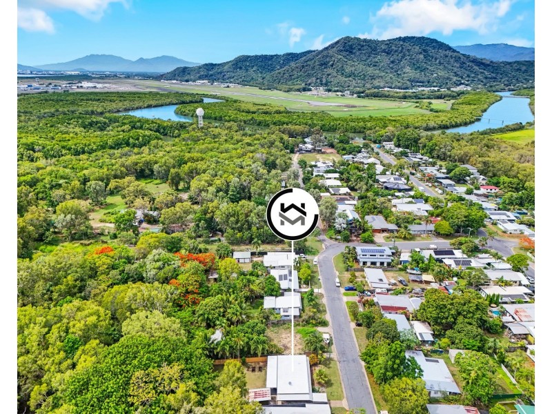 54 Waite Street, Machans Beach QLD 4878