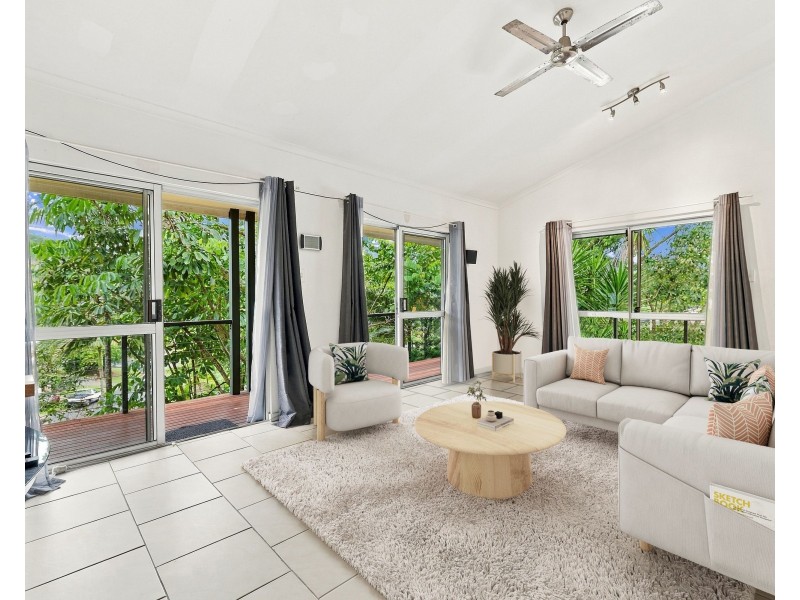 7 McCarthy Close, Brinsmead QLD 4870