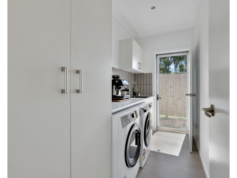 12 Resolution Drive, Bentley Park QLD 4869