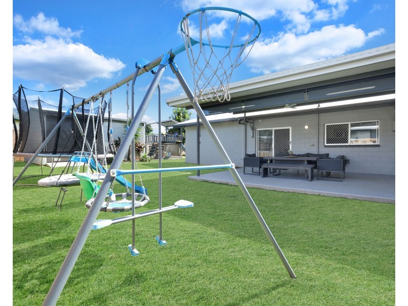 12 Resolution Drive, Bentley Park QLD 4869
