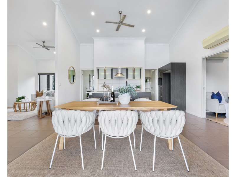 36 Flindersia Street, Redlynch QLD 4870