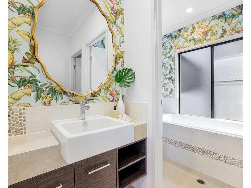 36 Flindersia Street, Redlynch QLD 4870