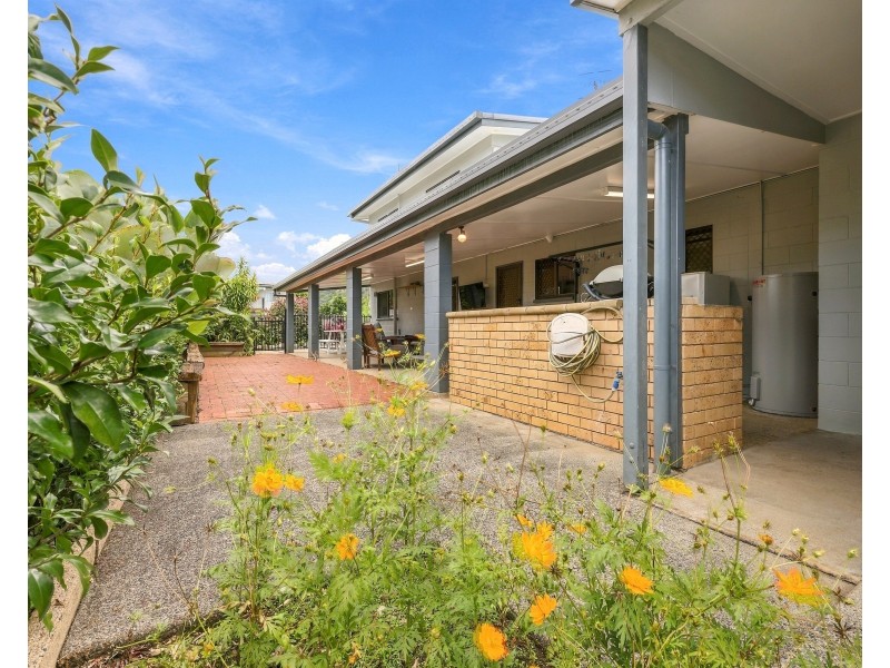 2-4 Lola Close, Woree QLD 4868
