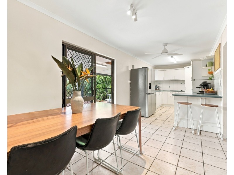 2-4 Lola Close, Woree QLD 4868