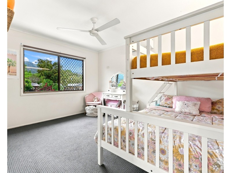 2-4 Lola Close, Woree QLD 4868