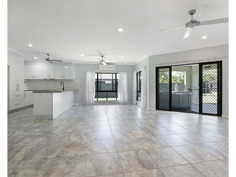 8 Wegert Close, Gordonvale QLD 4865