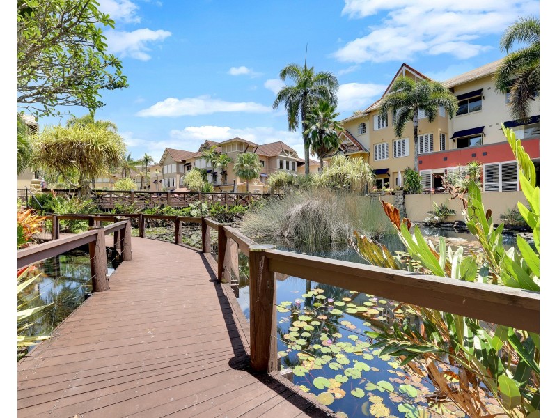 1603/2-10 Greenslopes Street, Cairns North QLD 4870