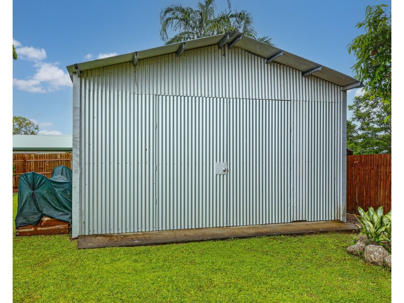 99 Upper Richardson Street, Whitfield QLD 4870