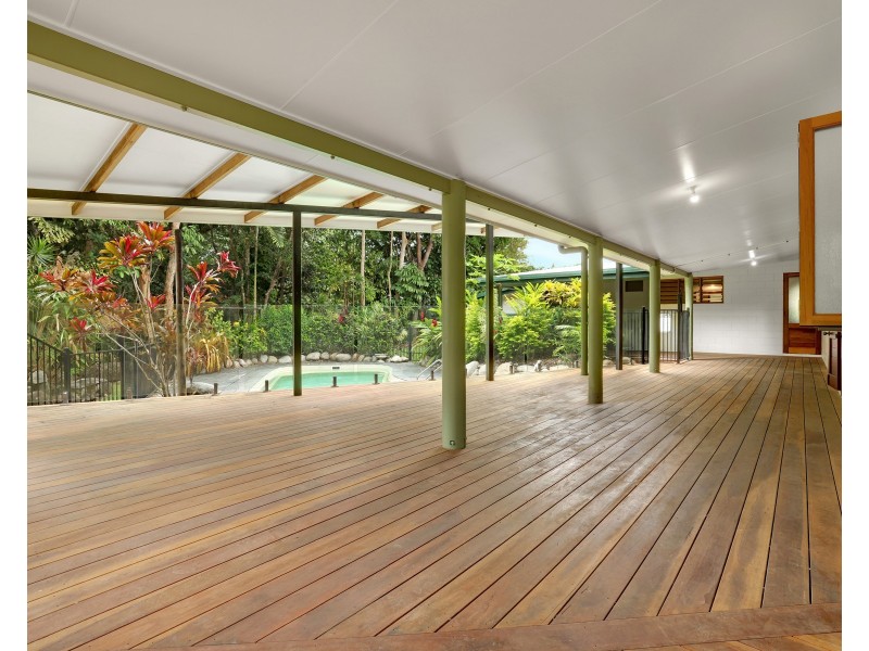 8 Leftwich Street, White Rock QLD 4868