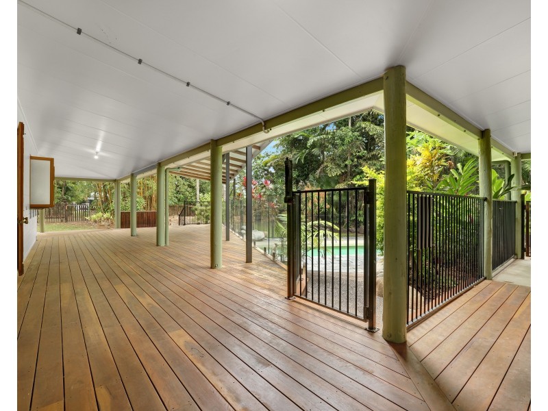 8 Leftwich Street, White Rock QLD 4868