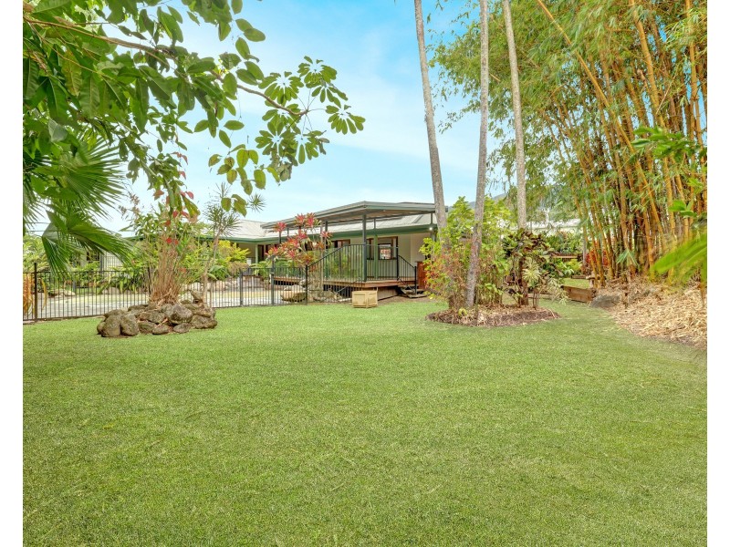 8 Leftwich Street, White Rock QLD 4868