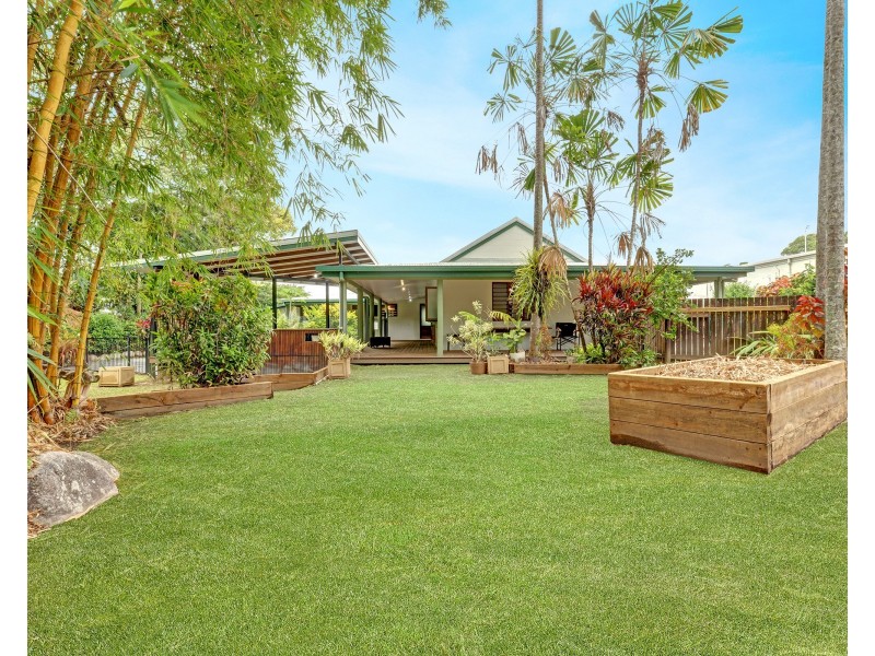 8 Leftwich Street, White Rock QLD 4868