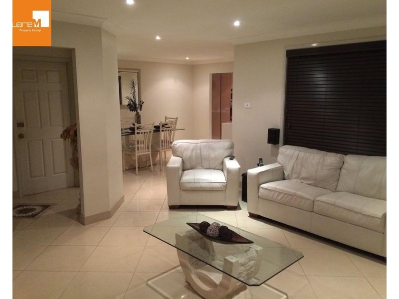 14 Kiora Court, Prestons NSW 2170