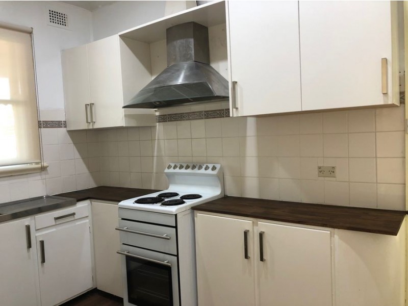 36 Ancona Avenue, Toongabbie NSW 2146